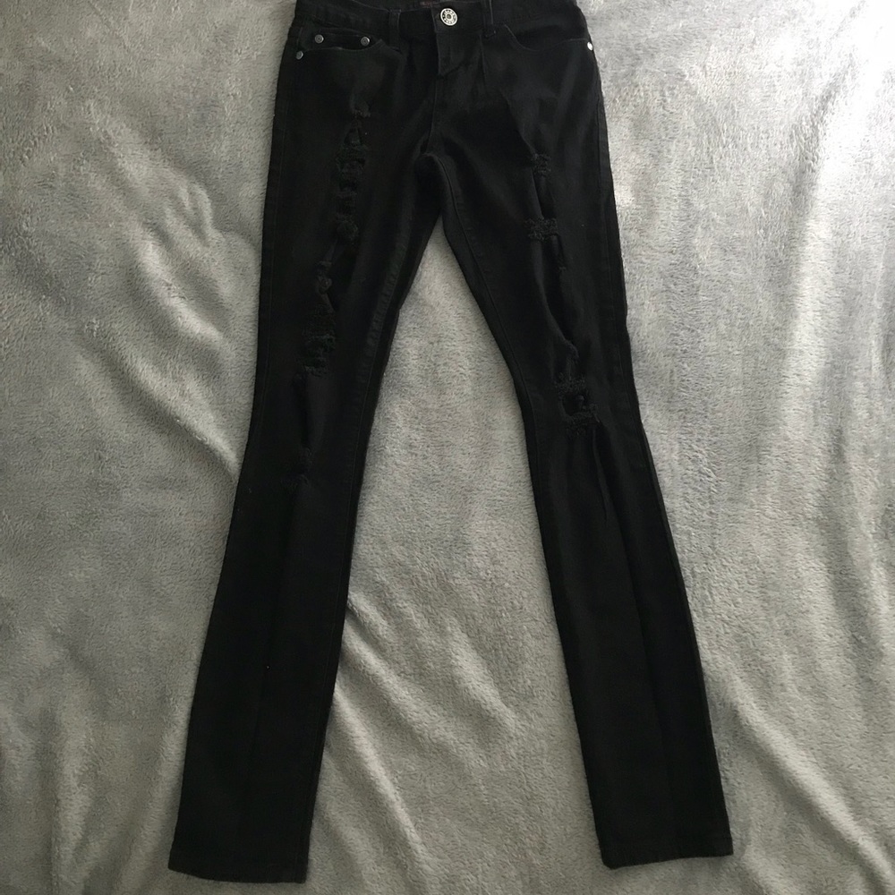 Black ripped jeans